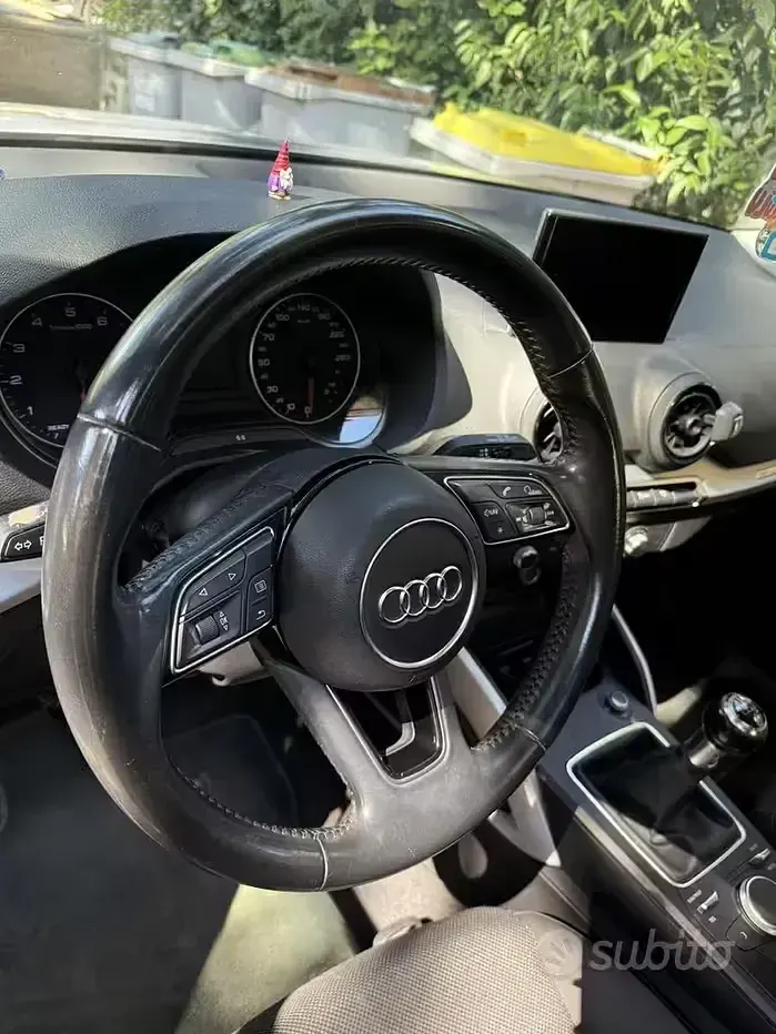 Usata Audi Q2 Design 116 CV (85 kW) 2022 Grigio SUV