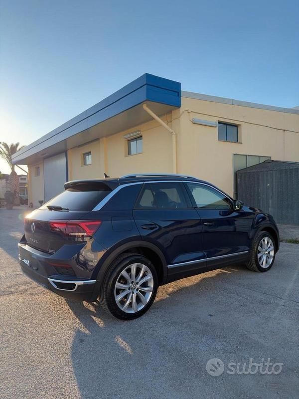 Usata VW T-Roc 2018 Blu SUV