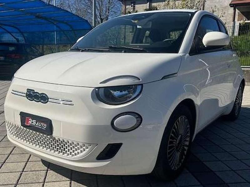 Usata Fiat 500e Icon 42 kW (58 CV) 2021 Bianco Utilitaria