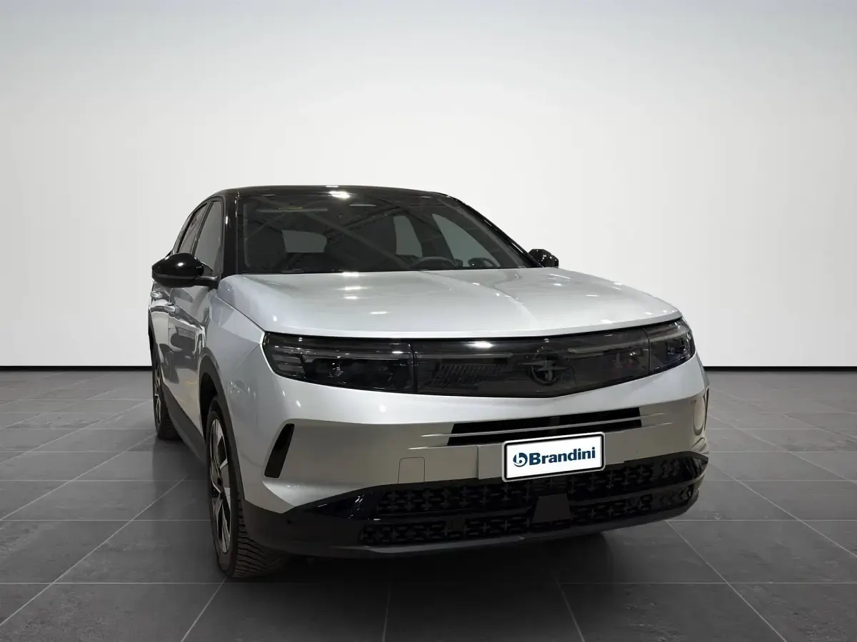 Usata Opel Grandland X 136 CV (100 kW) 2025 Kristall silver (metallizzato) SUV