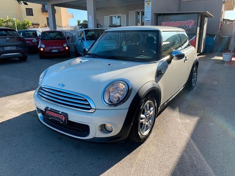 Usata Mini ONE 98 CV (72 kW) 2011 Beige Utilitaria