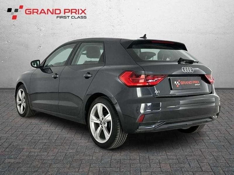 Usata Audi A1 Admired 95 CV (69 kW) 2022 Grigio scuro Berlina