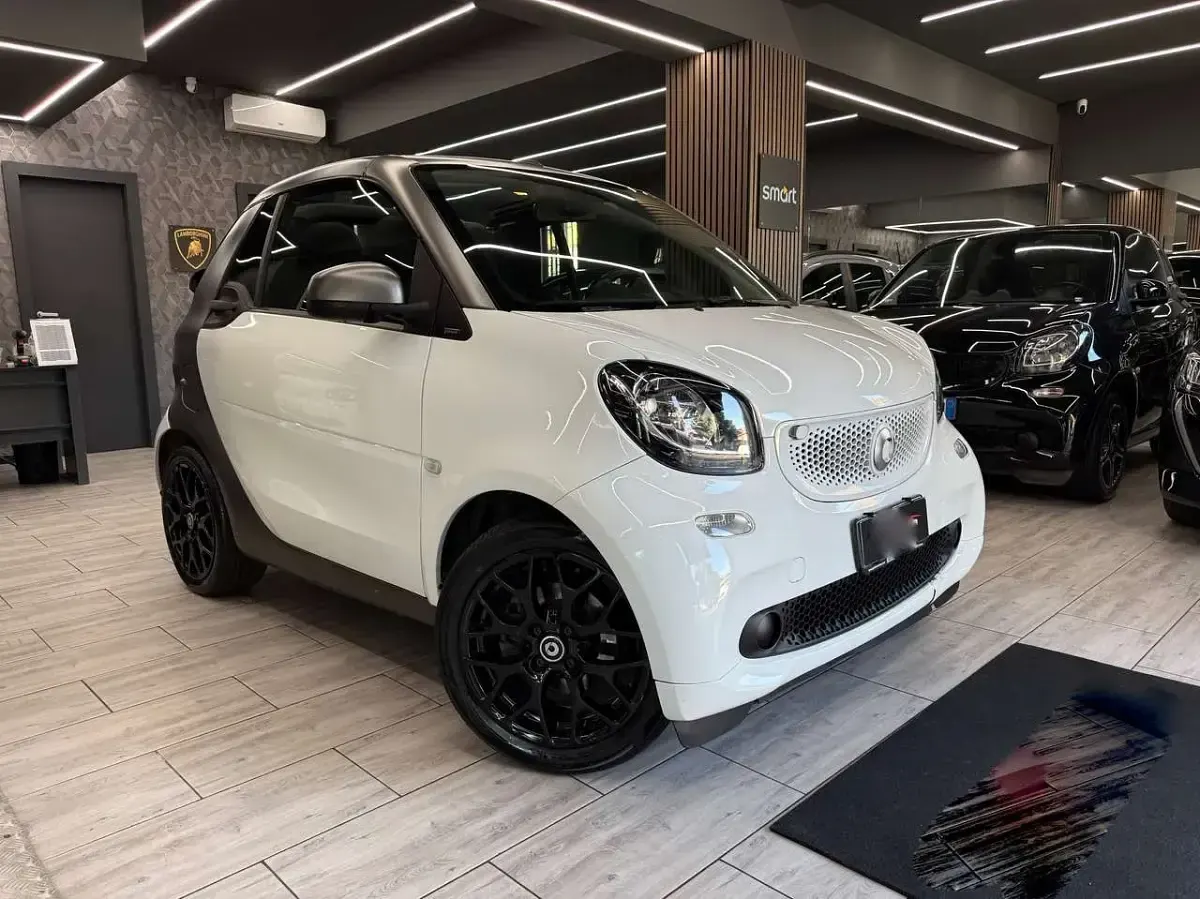 Usata Smart ForTwo Cabrio Passion 71 CV (52 kW) 2016 Bianco Cabrio