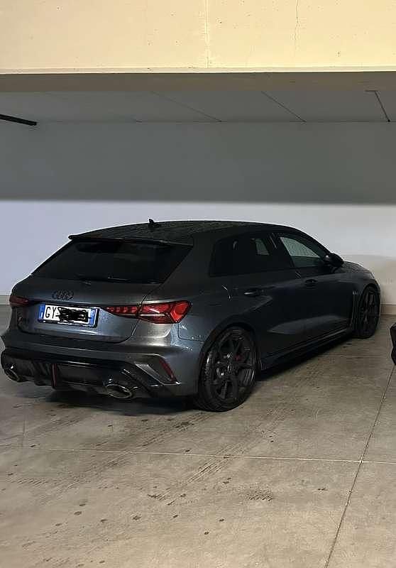 Usata Audi RS3 Ambiente 400 CV (294 kW) 2025 Grigio Berlina