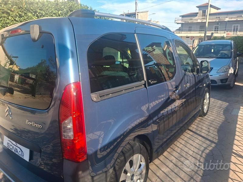 Usata Citroën Berlingo XTR 90 CV (66 kW) 2012 Blu Monovolume