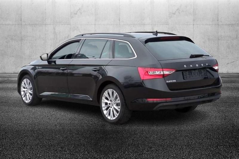 Usata Skoda Superb Style 150 CV (110 kW) 2024 Nero Station wagon