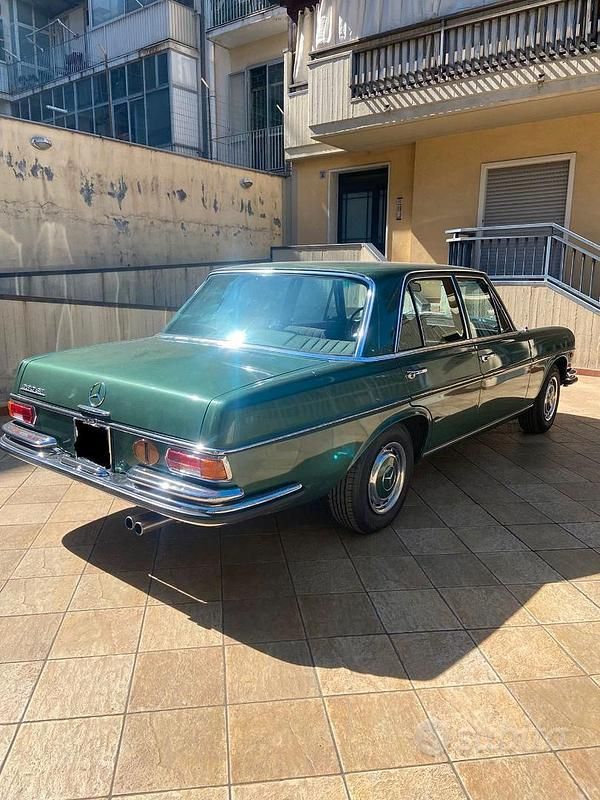 Usata Mercedes 280 SE 1970 Verde Berlina