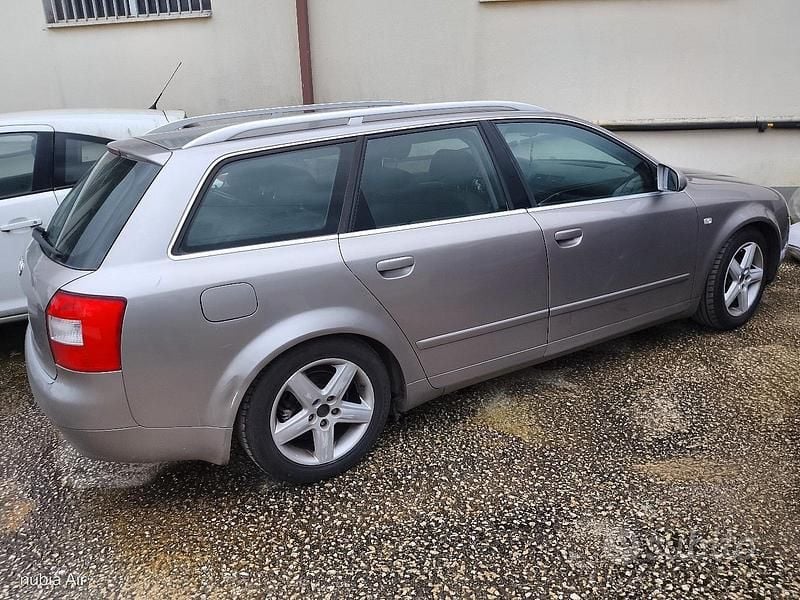 Occasion Audi A4 130 PK (95 kW) 2003 Grijs Stationwagen