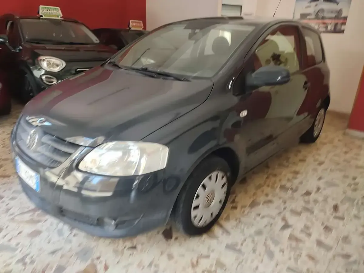 Usata VW Fox 54 CV (39 kW) 2010 Grigio Utilitaria