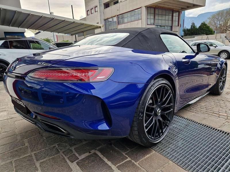Usata Mercedes AMG GT AMG 557 CV (409 kW) 2018 Brillant blau metallic Cabrio