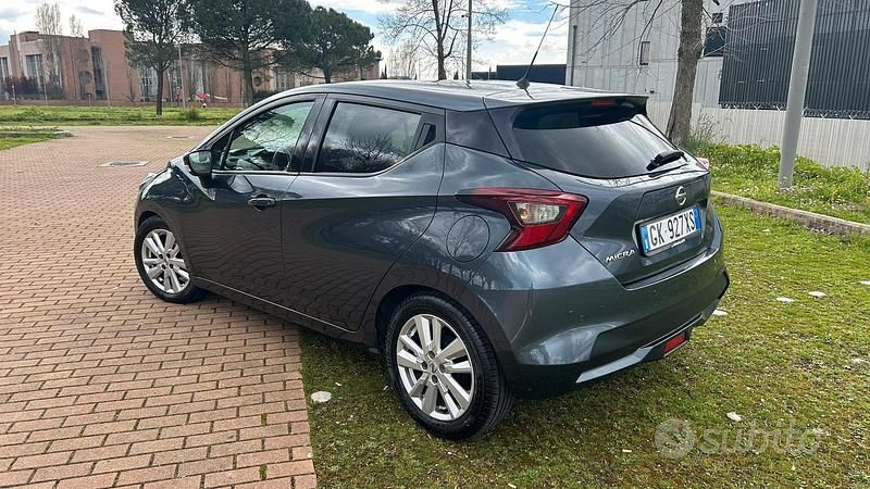 Usata Nissan Micra Acenta 101 CV (74 kW) 2019 Grigio Utilitaria