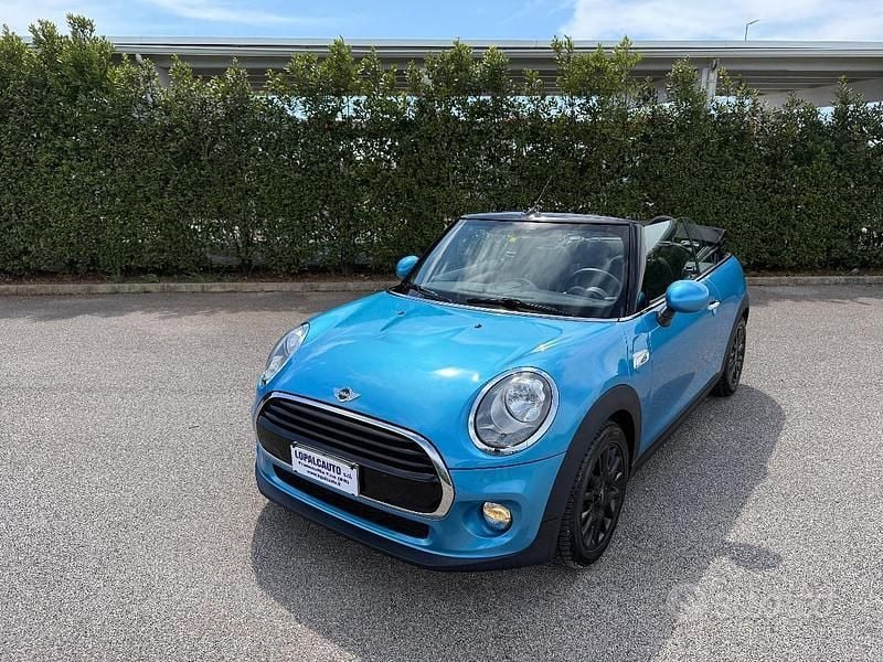 Usata Mini Cooper Cabriolet 2017 Blu Cabrio