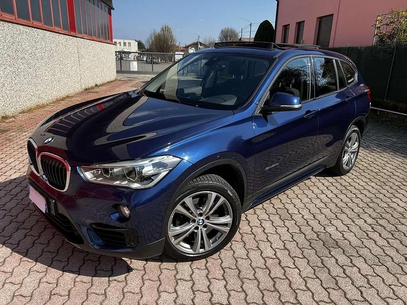 Usata BMW X1 Sport Line 190 CV (139 kW) 2016 Blu/azzurro SUV