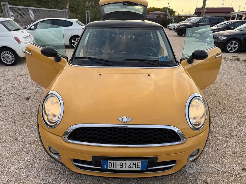 Usata Mini Cooper D 108 CV (79 kW) 2008 Giallo Utilitaria
