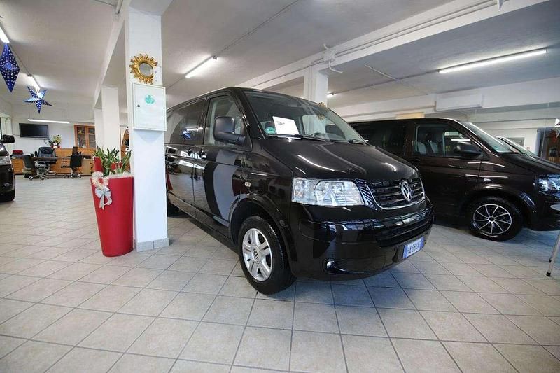 Nero Usata 2008 VW Multivan Furgone | 13.999 € (Buon prezzo) - Immagine 1/4