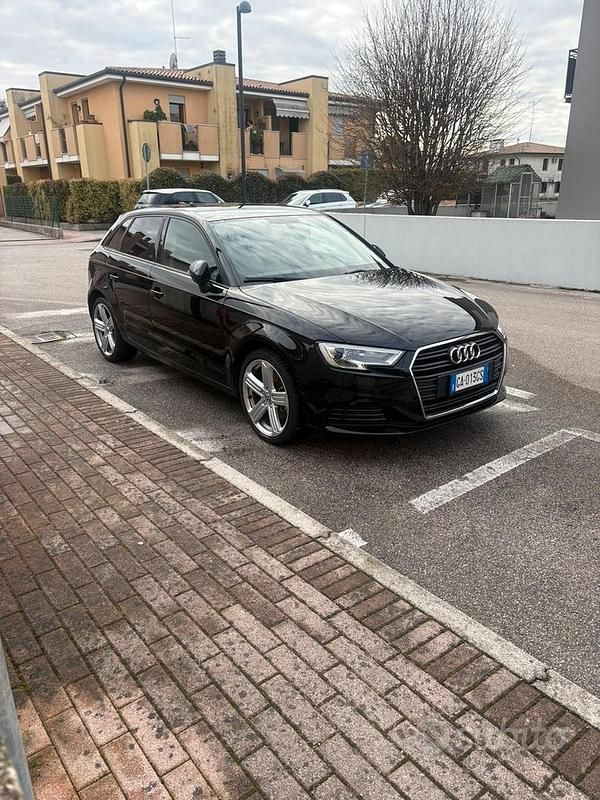 Usata Audi A3 Business 150 CV (110 kW) 2019 Nero Berlina
