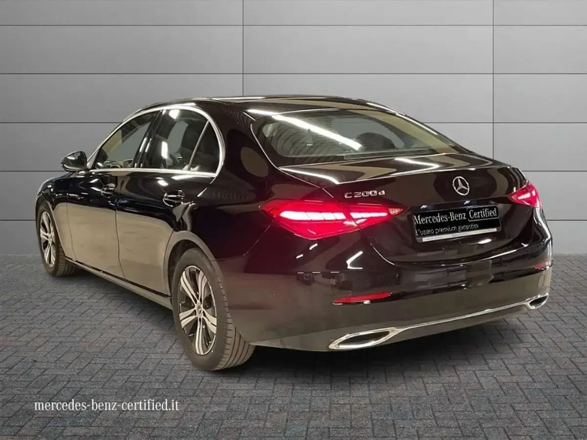 Usata Mercedes C200 Advanced 163 CV (119 kW) 2025 Nero Berlina