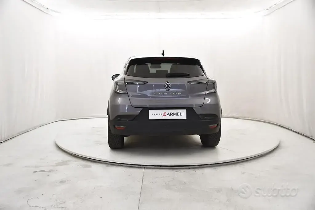 Usata Renault Captur Techno 91 CV (66 kW) 2025 Grigio SUV