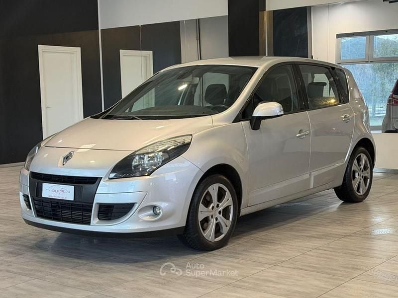 Usata Renault Scénic III 110 CV (80 kW) 2011 Grigio Monovolume