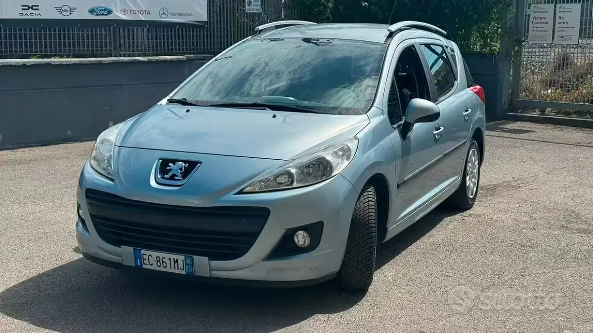 Usata Peugeot 207 Sport 73 CV (53 kW) 2010 Grigio Station wagon