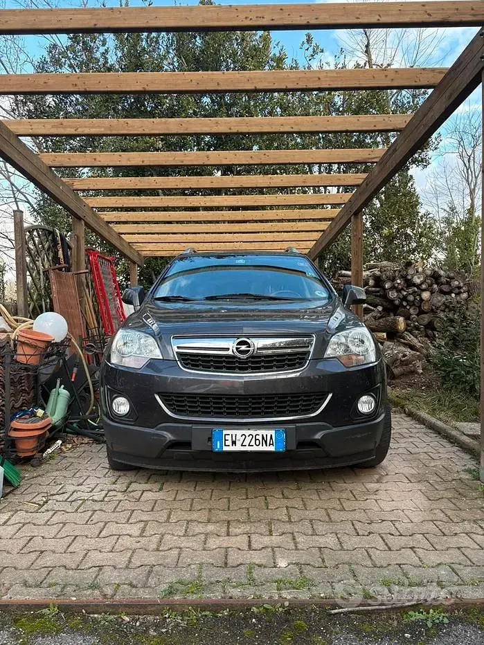 Usata Opel Antara 163 CV (119 kW) 2014 Nero SUV