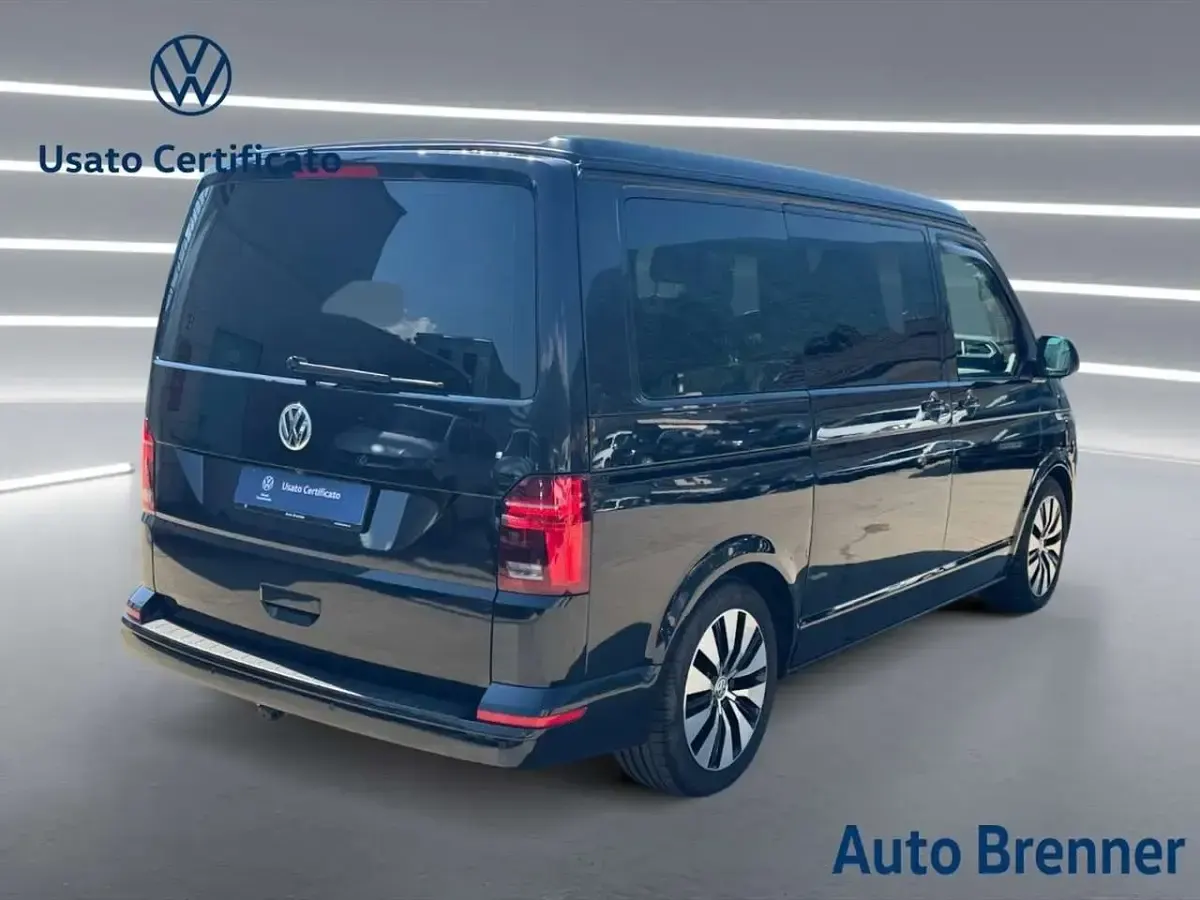 Usata VW California Beach 204 CV (150 kW) 2023 Deep black perlato Furgone