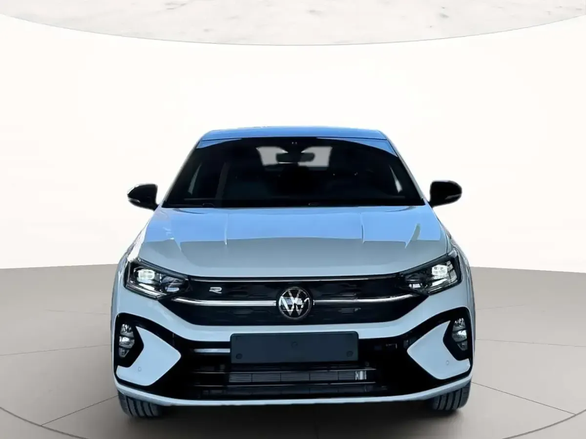 Nuova VW Taigo R-line Plus 116 CV (85 kW) 2026 Pure white nero SUV