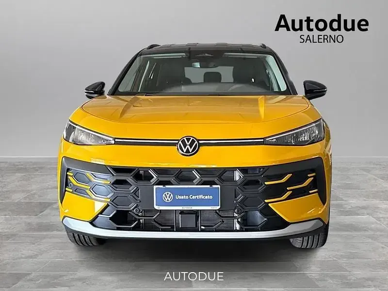 Nuova VW T-Roc Life 116 CV (85 kW) 2026 Giallo SUV