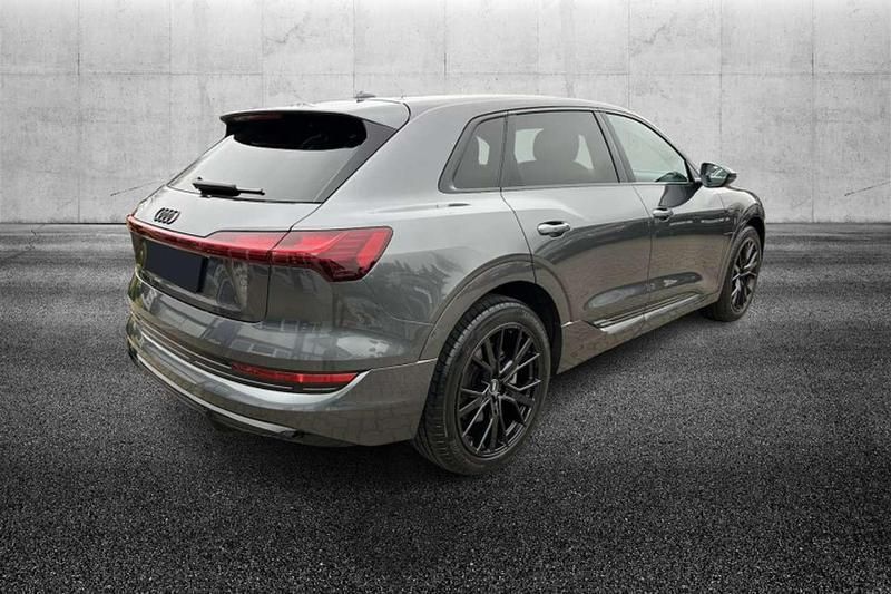 Usata Audi e-tron S-Line 158 kW (215 CV) 2022 Grigio SUV