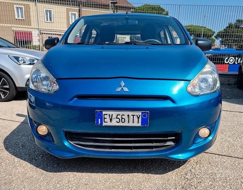 Usata Mitsubishi Space Star Intense 2014 Blu Monovolume