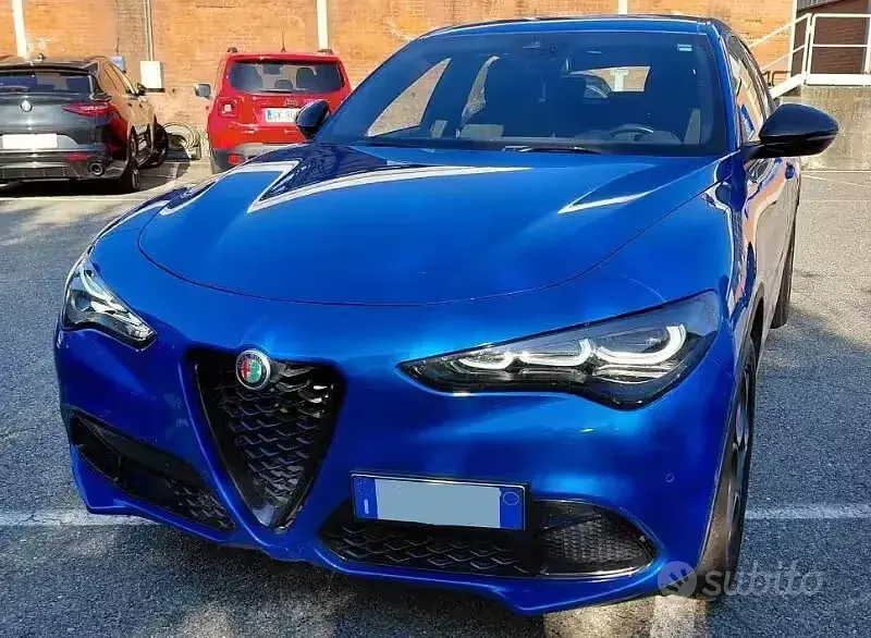 Usata Alfa Romeo Stelvio Sprint 280 CV (205 kW) 2024 Blu SUV