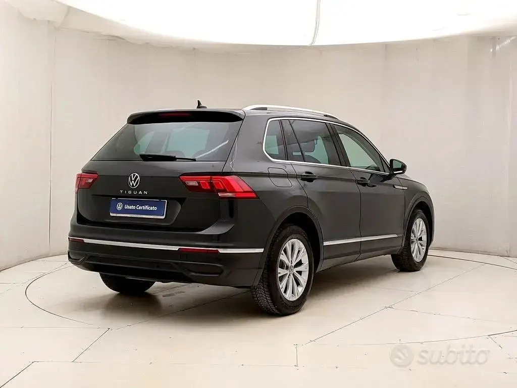 Brugt VW Tiguan Life 150 HK (110 kW) 2023 Grå SUV