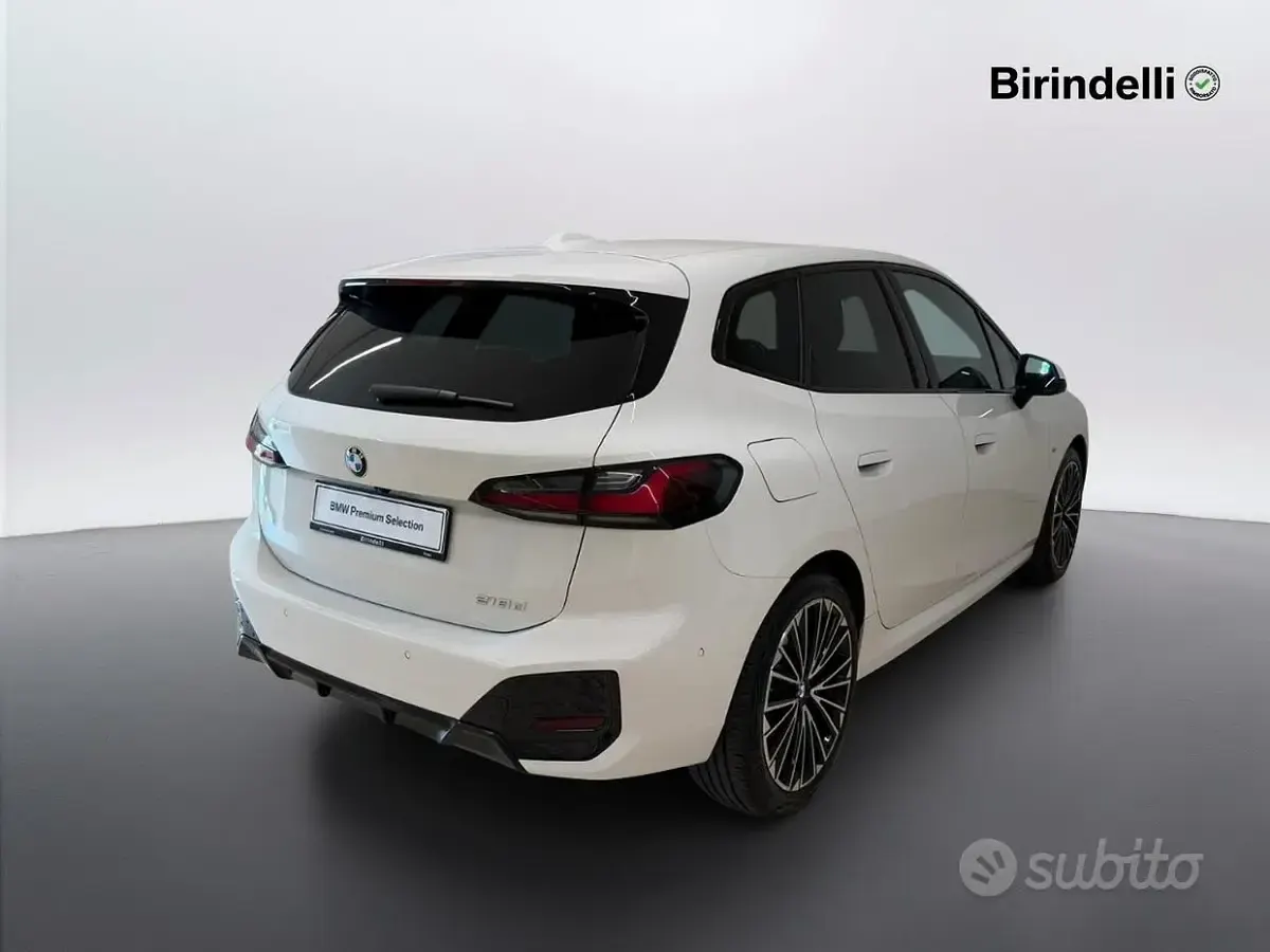Usata BMW 218 Active Tourer M Sport 150 CV (110 kW) 2024 Bianco Monovolume