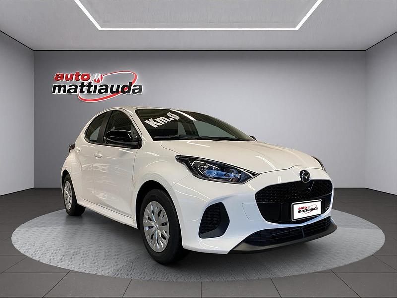 Nuova Mazda 2 Prime-Line 116 CV (85 kW) 2025 Lunar white Utilitaria
