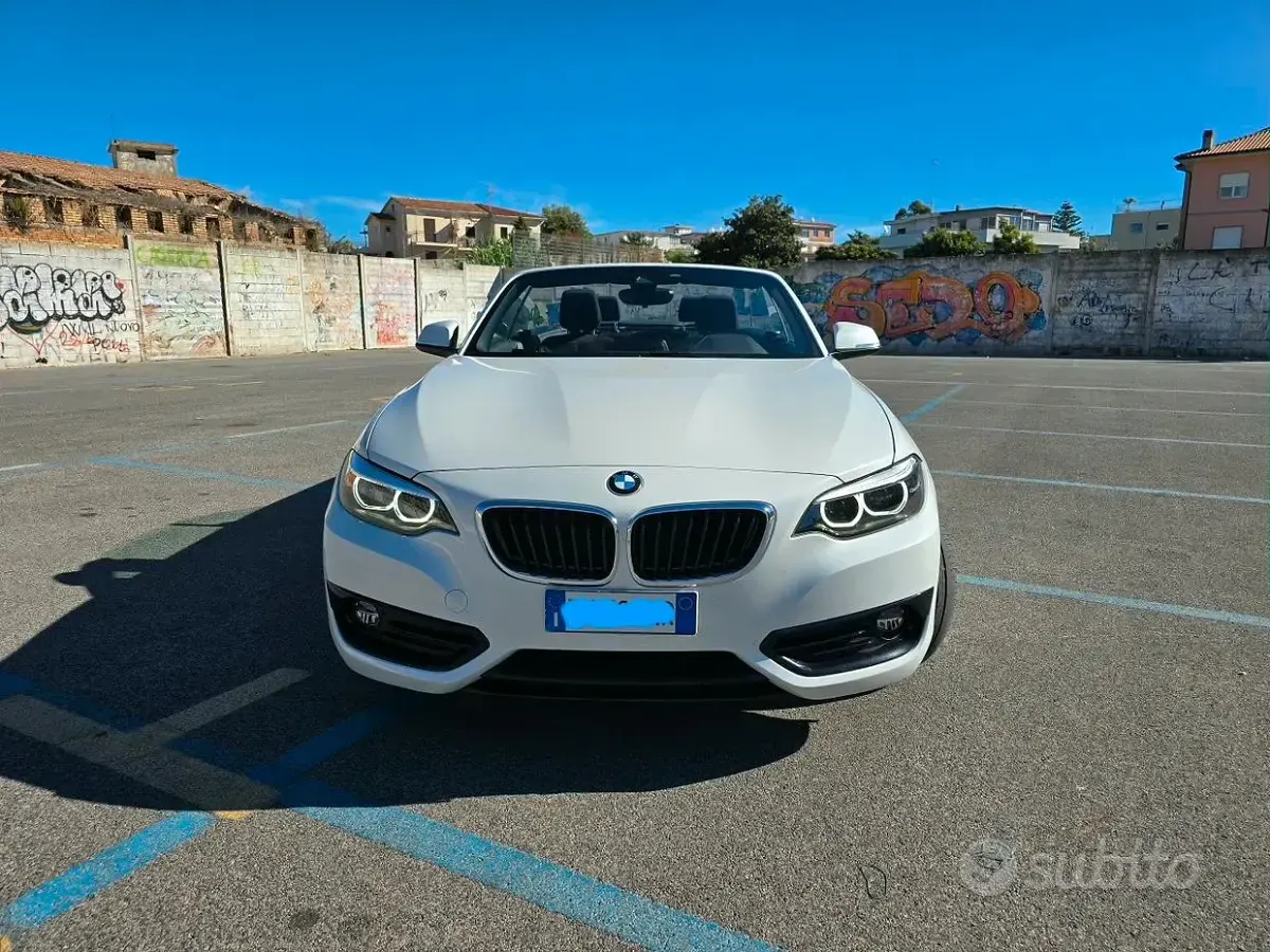 Usata BMW 218 Sport Line 2018 Bianco Cabrio