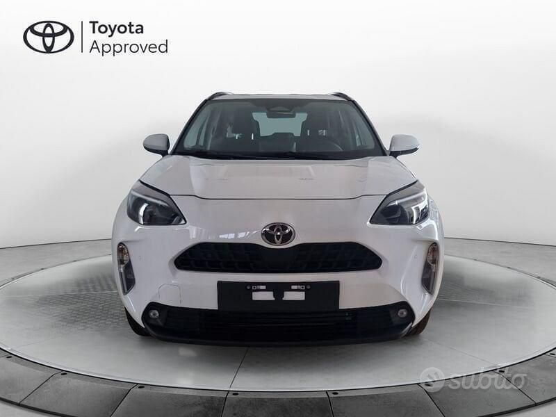 Usata 2024 Toyota Yaris Hybrid Active SUV | 26.300 € (Buon prezzo) - Immagine 1/4