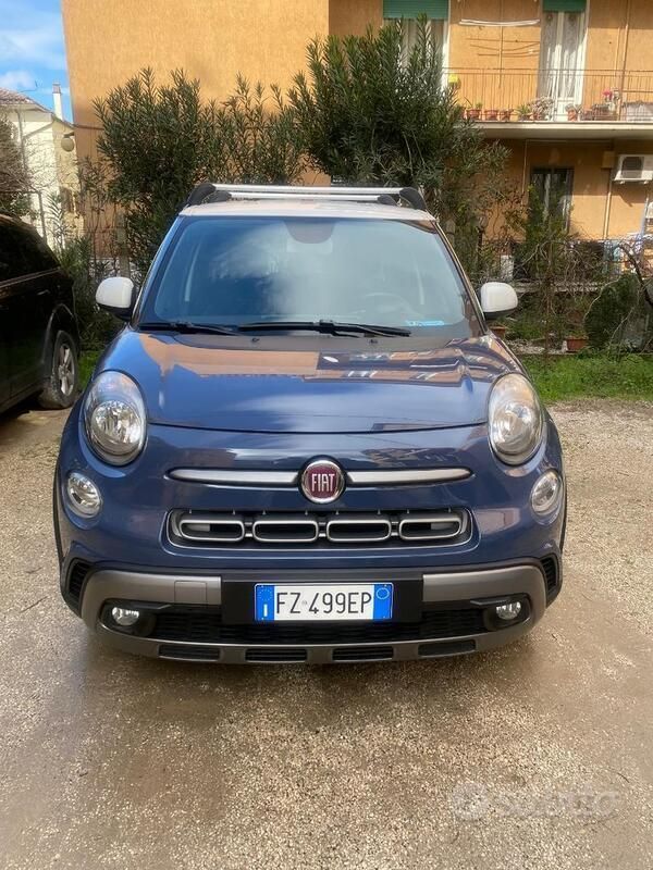 Blu/azzurro Usata 2020 Fiat 500L Cross Monovolume | 14.000 € (Buon prezzo) - Immagine 1/4