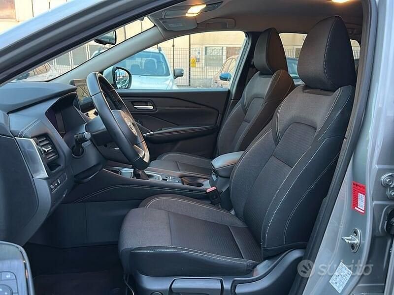 Usata Nissan Qashqai N-Connecta 140 CV (102 kW) 2022 Grigio SUV