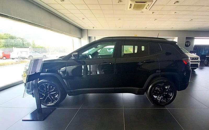 Usata Jeep Compass Night Eagle 131 CV (96 kW) 2024 Nero SUV