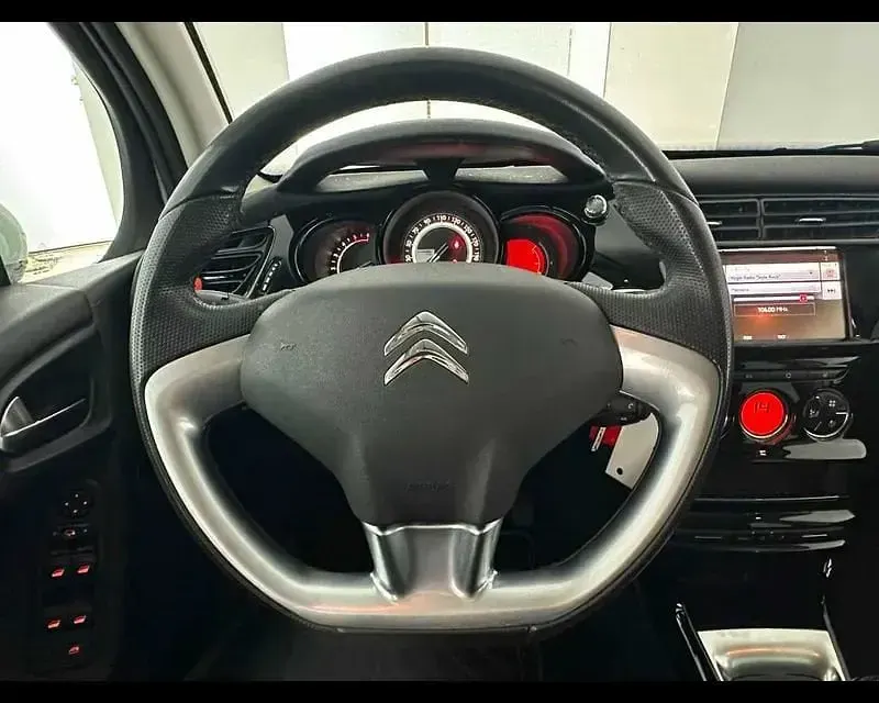 Usata Citroën C3 Exclusive 75 CV (55 kW) 2016 Bianco Berlina