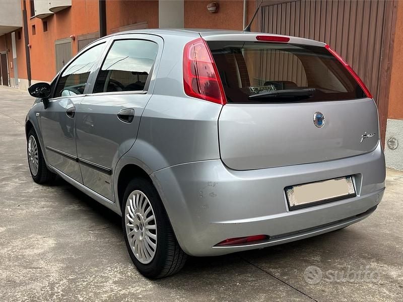 Usata Fiat Grande Punto 2007 Grigio Utilitaria