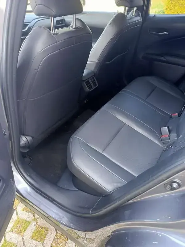 Usata Lexus UX 250h 184 CV (135 kW) 2019 Grigio SUV