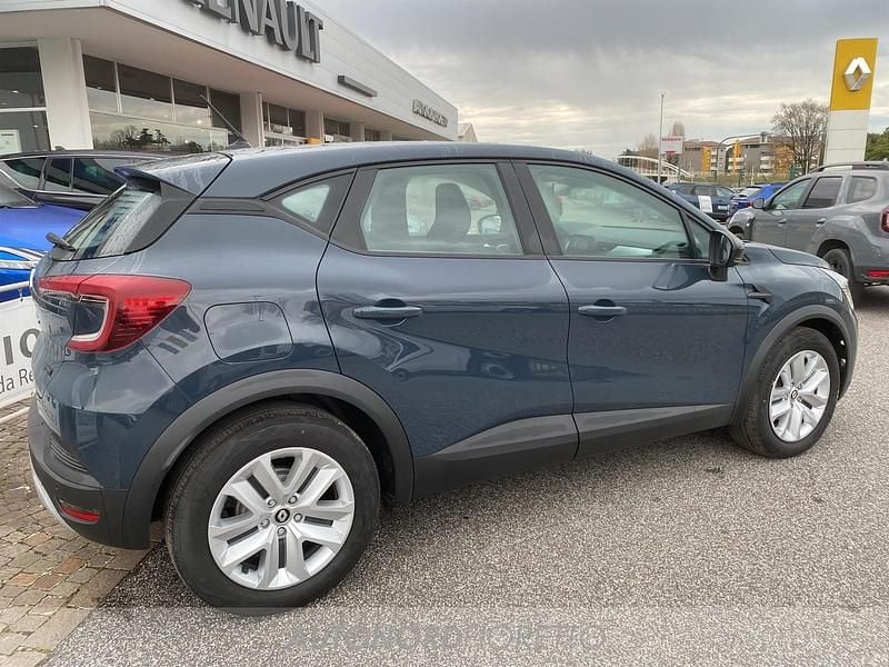 Nuova Renault Captur Equilibre 143 CV (105 kW) 2025 Blu/azzurro SUV