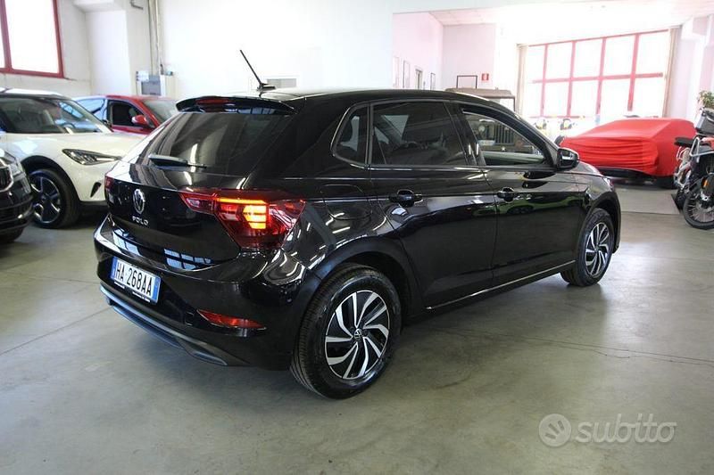 Usata VW Polo Life 95 CV (69 kW) 2025 Nero Utilitaria