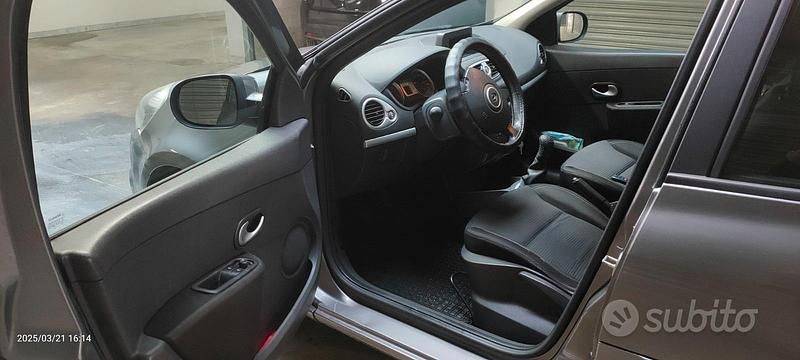Usata Renault Clio IV 75 CV (55 kW) 2012 Utilitaria