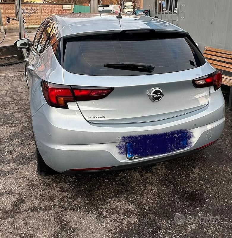 Usata Opel Astra Innovation 150 CV (110 kW) 2019 Grigio Berlina