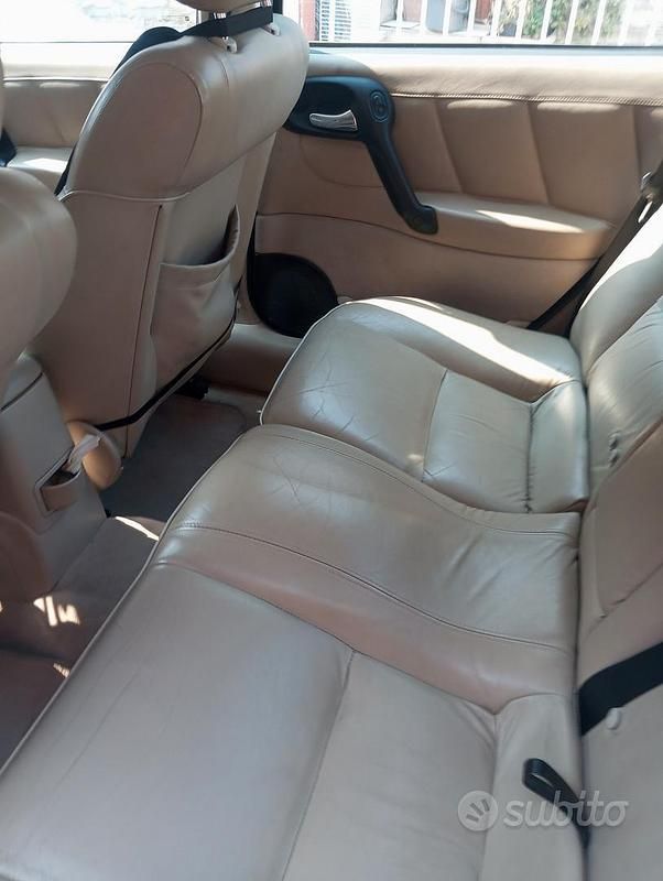 Usata Opel Vectra 101 CV (74 kW) 2001 Nero Utilitaria