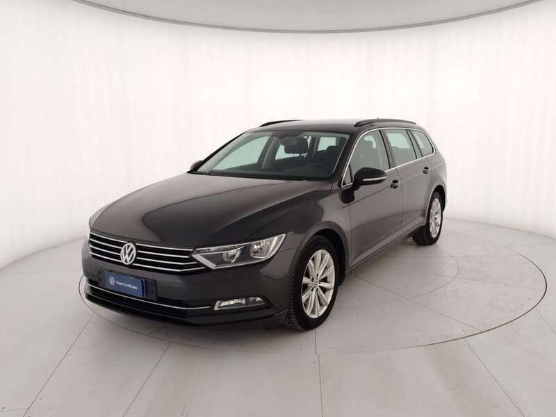Usata VW Passat Business 150 CV (110 kW) 2019 Grigio Station wagon