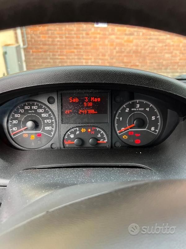 Usata Fiat Ducato 131 CV (96 kW) 2016 Bianco Furgone