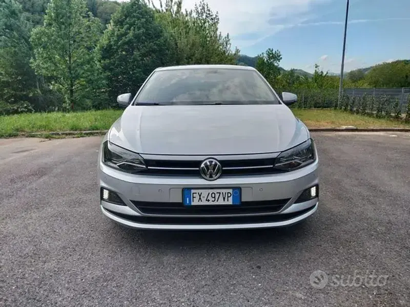 Usata VW Polo Comfortline 95 CV (69 kW) 2019 Grigio Utilitaria